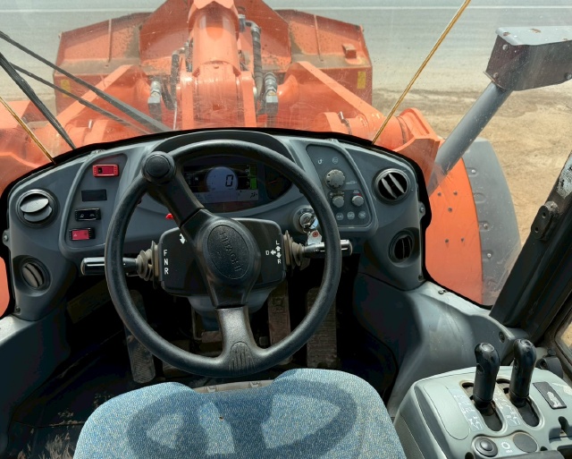 ขายรถตักล้อยาง HITACHI ZW310-6 ปี 2018 นำเข้าจากญี่ปุ่น พร้อมใช้ มีVDOการทำงานครับ