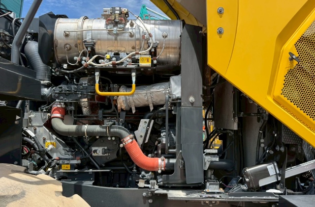 ขายรถตักล้อยาง KOMATSU WA470-10 ปี 2022 นำเข้าจากญี่ปุ่น พร้อมใช้ มีVDOการทำงานครับ