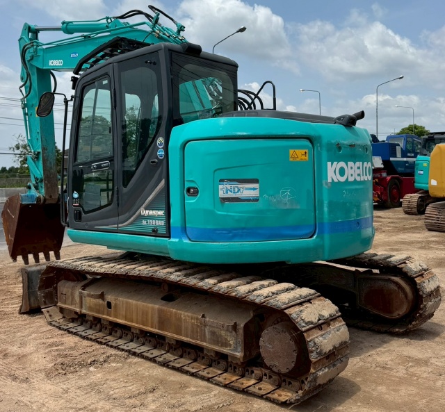 ขายรถขุด KOBELCO SK135SR-3 ปี 2017 นำเข้าจากญี่ปุ่น พร้อมใช้ มีVDOการทำงานครับ