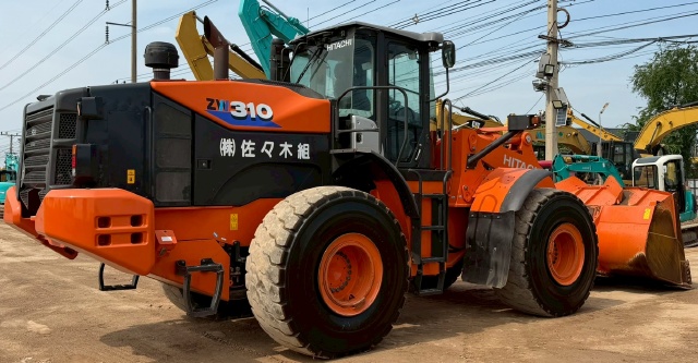 ขายรถตักล้อยาง HITACHI ZW310-6 ปี 2018 นำเข้าจากญี่ปุ่น พร้อมใช้ มีVDOการทำงานครับ ขายรถตักล้อยาง HITACHI ZW310-6 ปี 2018 นำเข้าจากญี่ปุ่น พร้อมใช้ มีVDOการทำงานครับ