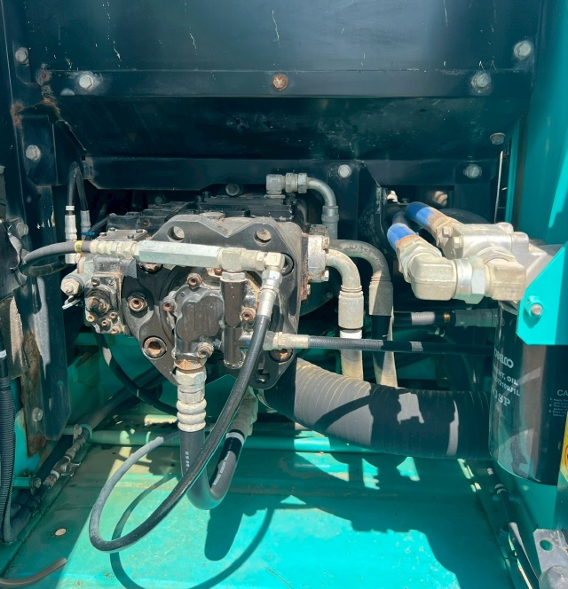 ขายรถขุด KOBELCO SK200 MARK 9 ปี 2015 พร้อมใช้ มีVDOการทำงานครับ