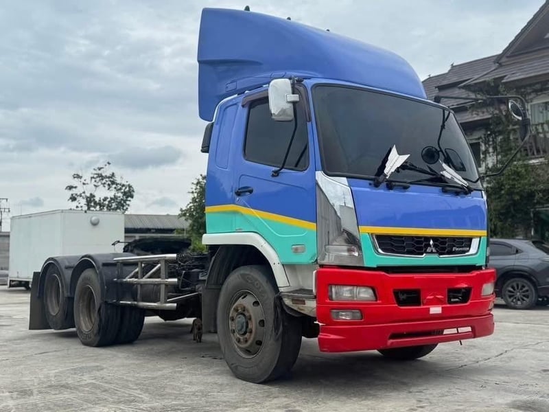 MITSUBISHI FUSO FM 240แรงม้า รถบรรทุก 10ล้อ หัวลาก เฉพาะหัว ปี2015