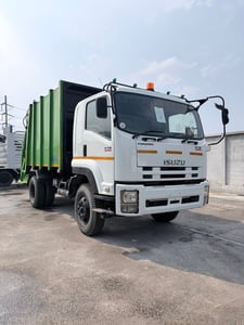 ISUZU FTR 240แรงม้า รถบรรทุก 6ล้อ บรรทุกขยะ ปี2013 ISUZU FTR 240แรงม้า รถบรรทุก 6ล้อ บรรทุกขยะ ปี2013