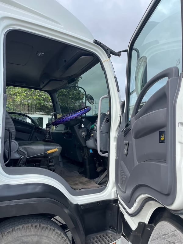 ISUZU FRR 210แรงม้า รถบรรทุก 6ล้อ ดั้มพ์ ปี2019 เลขไมล์ 229,019 กม.