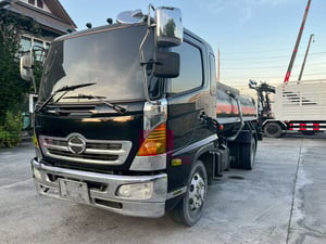 HINO MEGA 240แรงม้า รถบรรทุก 6ล้อ บรรทุกน้ำ ปี2023 เลขไมล์ 198,745 กม. HINO MEGA 240แรงม้า รถบรรทุก 6ล้อ บรรทุกน้ำ ปี2023 เลขไมล์ 198,745 กม.