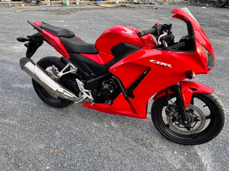 HONDA CBR 300 ( รถปลดประจำการ ) HONDA CBR 300 ( รถปลดประจำการ )