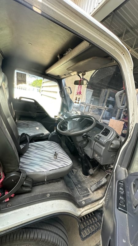 ต้องการขายรถอีซูซุ Nkr81