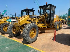 รถเกรด CAT 120K 4,031ชั่วโมง พร้อมสแคริฟาย โทร.080-6565422 (หนิง)