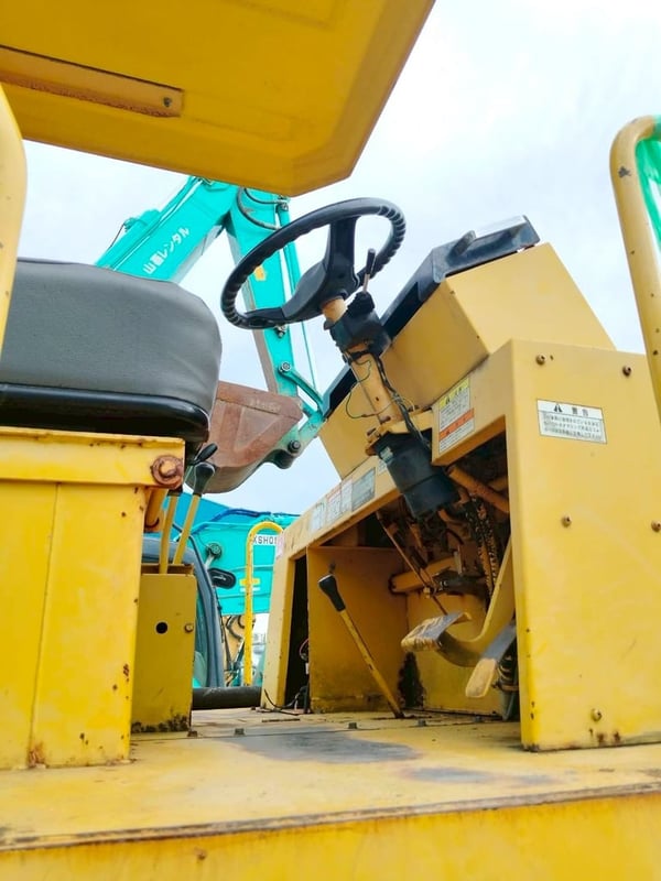 รถบด 7 ล้อยาง Sakai T600C ปี1999 โทร.080-6565422 หนิง