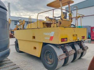 รถบด 7 ล้อยาง Sakai T600C ปี1999 โทร.080-6565422 หนิง