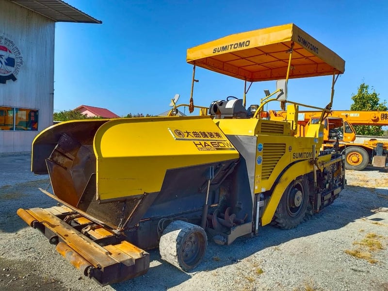 รถปูยาง 6 เมตร Sumitomo HA60W-7 ตัวสั่นและตัวสับ โทร.  080-6565422 (หนิง)