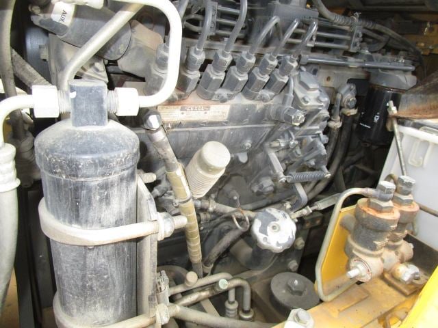 Komatsu GD405A-3 ปี2003 รถเกรด พร้อมสแคริฟาย โทร.080-6565422 หนิง