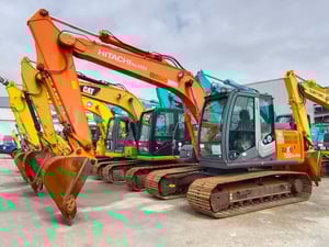 Hitachi ZX120-3  ปี2013 ชั่วโมงน้อย โทร.080-6565422 หนิง