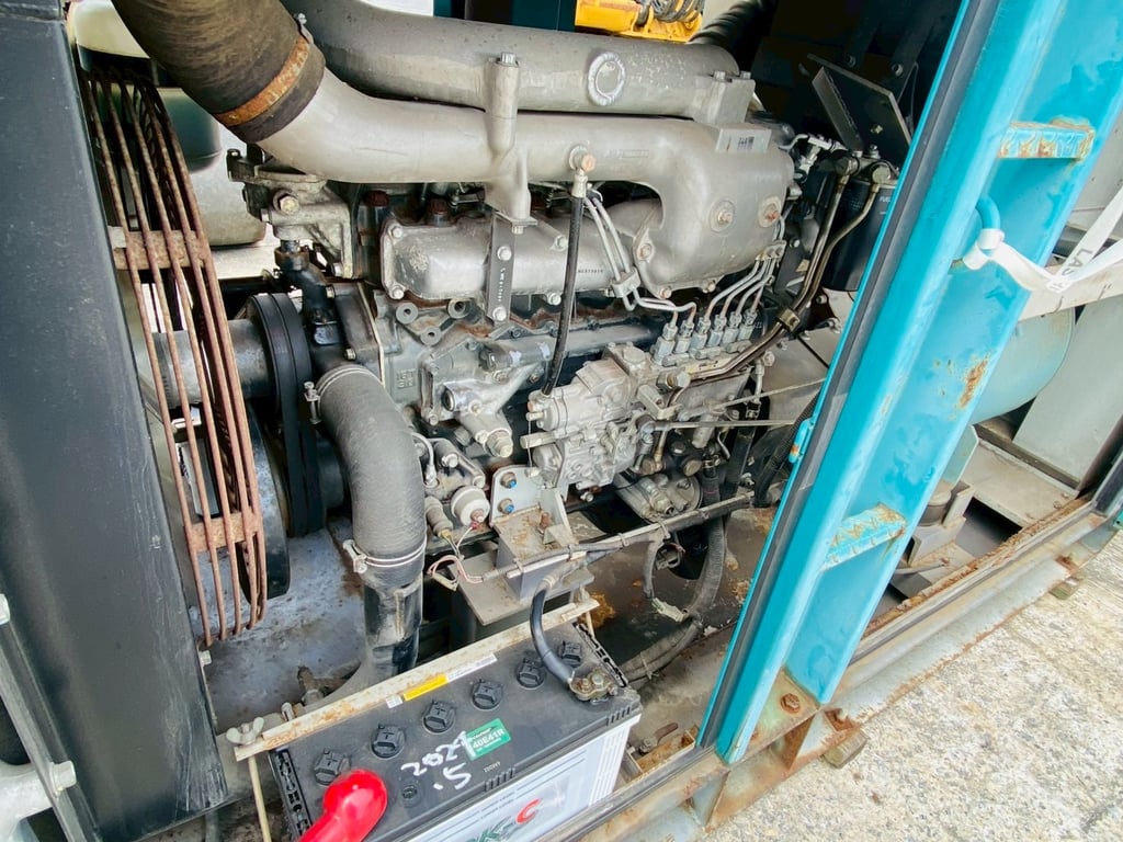 เครื่องปั่นไฟ 150KVA DENYO DCA-150ESM ปี2011 โทร. 080-6565422 หนิง