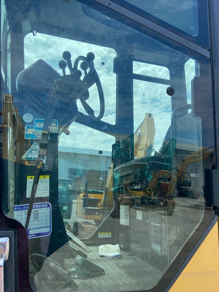 Komatsu GD405A-3 ปี2003 รถเกรด พร้อมสแคริฟาย โทร.080-6565422 หนิง