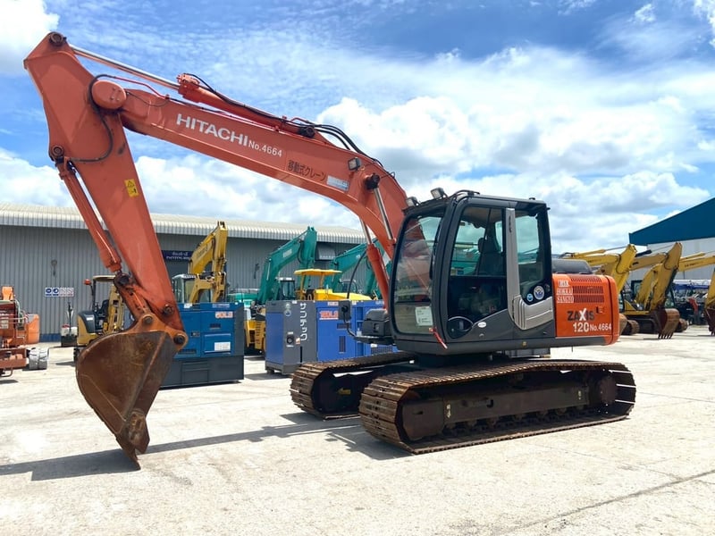 Hitachi ZX120-3 #66 ปี2013 5,498ชั่วโมง โทร. 080-6565422 หนิง
