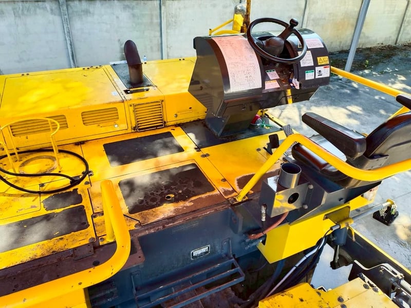 รถปูยาง 6 เมตร Sumitomo HA60W-7 ตัวสั่นและตัวสับ โทร.  080-6565422 (หนิง)