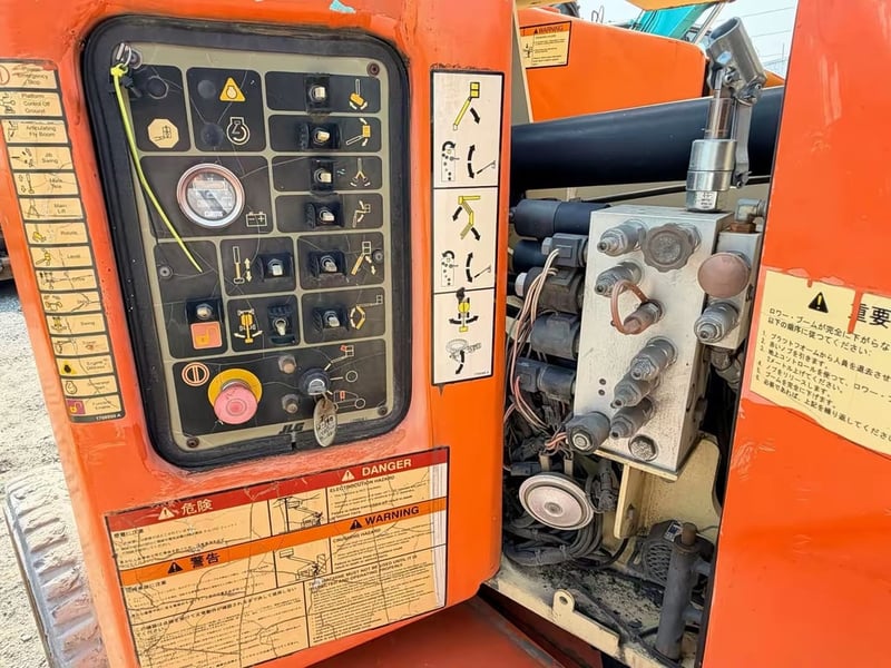 บูมลิฟต์ สูง 12 เมตร JLG E400AJP รถกระเช้าญี่ปุ่น โทร. 080-6565422 (หนิง) บูมลิฟต์ สูง 12 เมตร JLG E400AJP รถกระเช้าญี่ปุ่น โทร. 080-6565422 (หนิง)