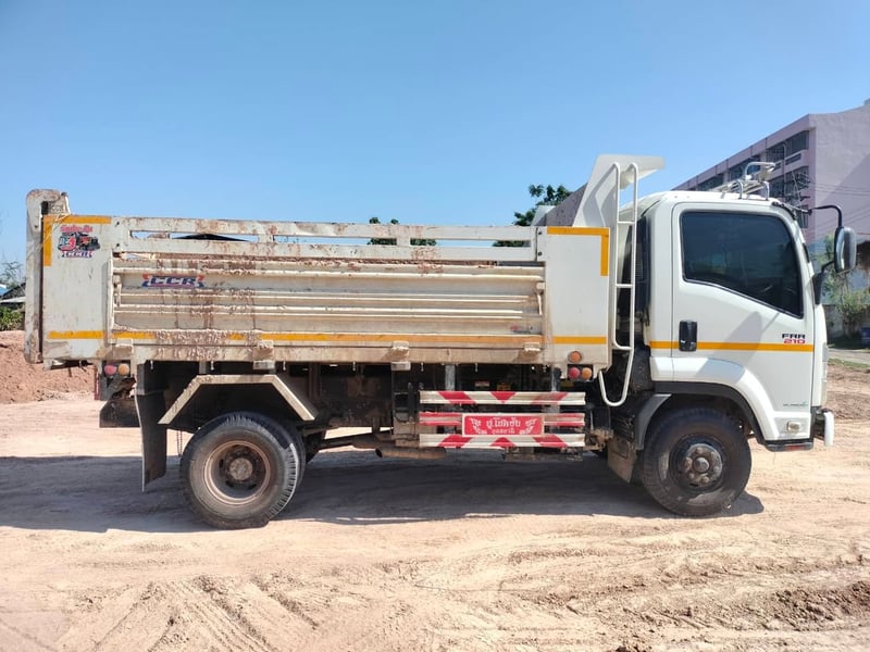 ISUZU FRR 210แรงม้า รถบรรทุก 6ล้อ ดั้มพ์ ปี2023