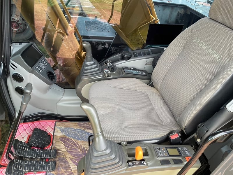 SUMITOMO 210 F6 รถบ้านครับ SUMITOMO 210 F6 รถบ้านครับ