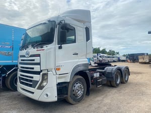 UD เควสเตอร์ 370 ปี59 ไมล์ 638,000km. #หัวลาก UD เควสเตอร์ 370 ปี59 ไมล์ 638,000km. #หัวลาก