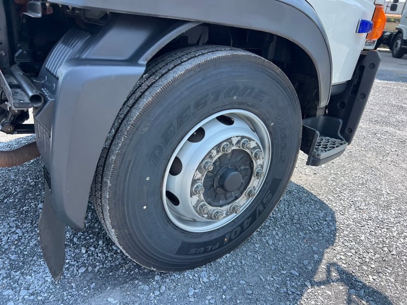 HINO วิคเตอร์ FG8J 240HP ไมล์ 229,120 KM #หัวแชสซี ยาว 7.70 เมตร # LEK1182 HINO วิคเตอร์ FG8J 240HP ไมล์ 229,120 KM #หัวแชสซี ยาว 7.70 เมตร # LEK1182