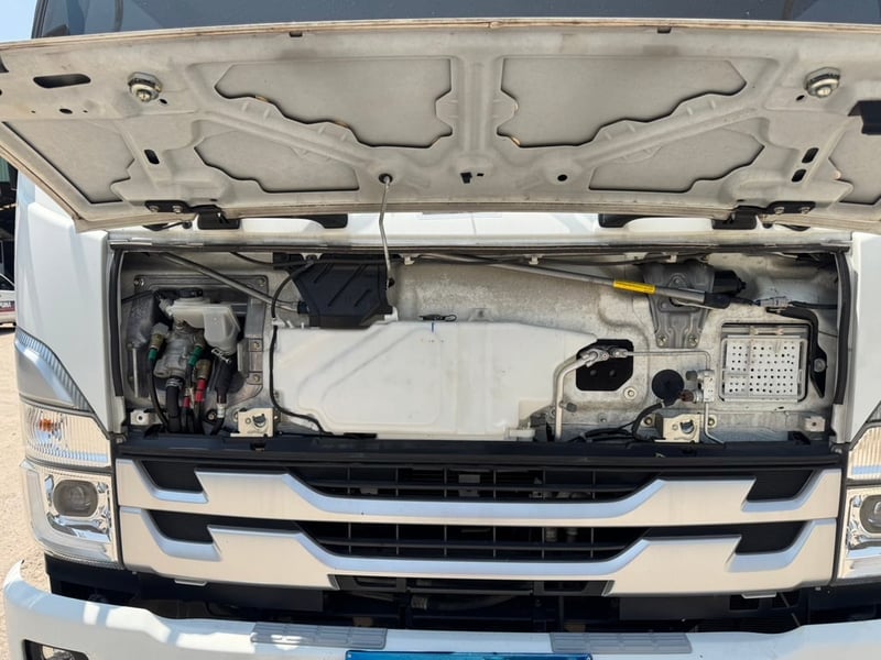  ISUZU FRR 210 HP ปี 2567 ไมล์ 15,570 กม. #6ล้อ ตู้10 บาน #LEK N43