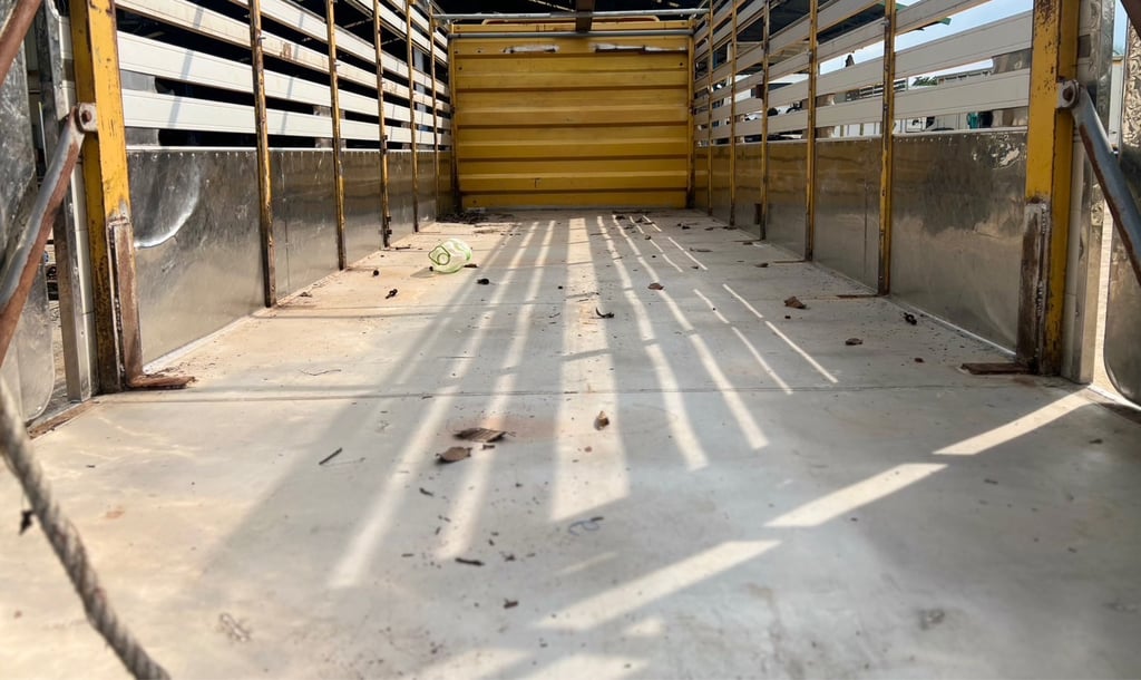 HINO FC9J 210 HP ไมล์ 290,000 KM. #รถวัวกระบะอลูมิเนียม #LEK1066 HINO FC9J 210 HP ไมล์ 290,000 KM. #รถวัวกระบะอลูมิเนียม #LEK1066