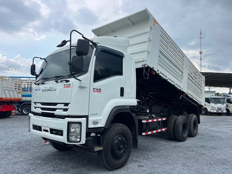 ISUZU FVZ 240 แรงม้า 2เพลา ปี 66 ไมล์น้อย 45,800 km. #กระบะดั้ม สามมิตร smm #LEK 793