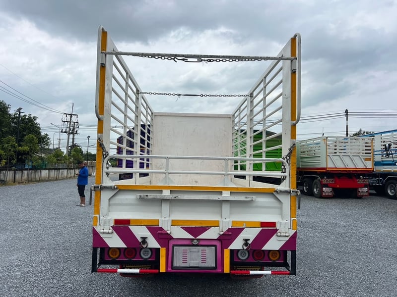 XZU650R  150HP ปี 66 ไมล์ 113,600 km.# 6 ล้อคอกเหล็ก สูง 2.10 ม. ยาว 4.30 ม. #LEK 924