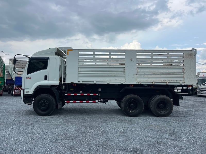 ISUZU FVZ 240 แรงม้า 2เพลา ปี 66 ไมล์น้อย 45,800 km. #กระบะดั้ม สามมิตร smm #LEK 793