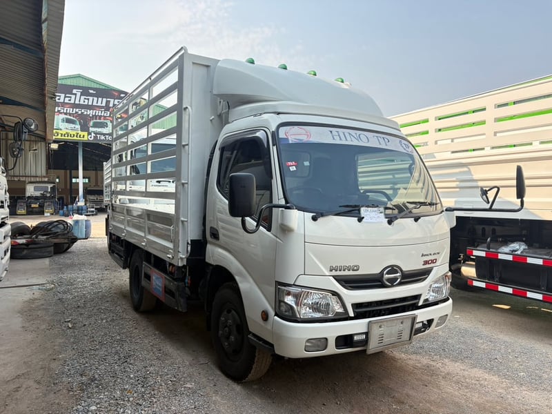 HINO XZU 150 HP ปี 67  ไมล์ 177,000km. # 6 ล้อเล็ก กระบะคอก ยาง 3.50 ม. #LEK 1164 