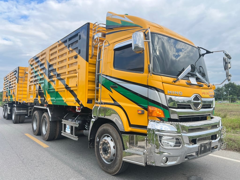 HINO FM1A 344HP ปี 66 ไมล์ 284,400 km. #10ล้อพ่วงเกษตร #LEK939-940 HINO FM1A 344HP ปี 66 ไมล์ 284,400 km. #10ล้อพ่วงเกษตร #LEK939-940