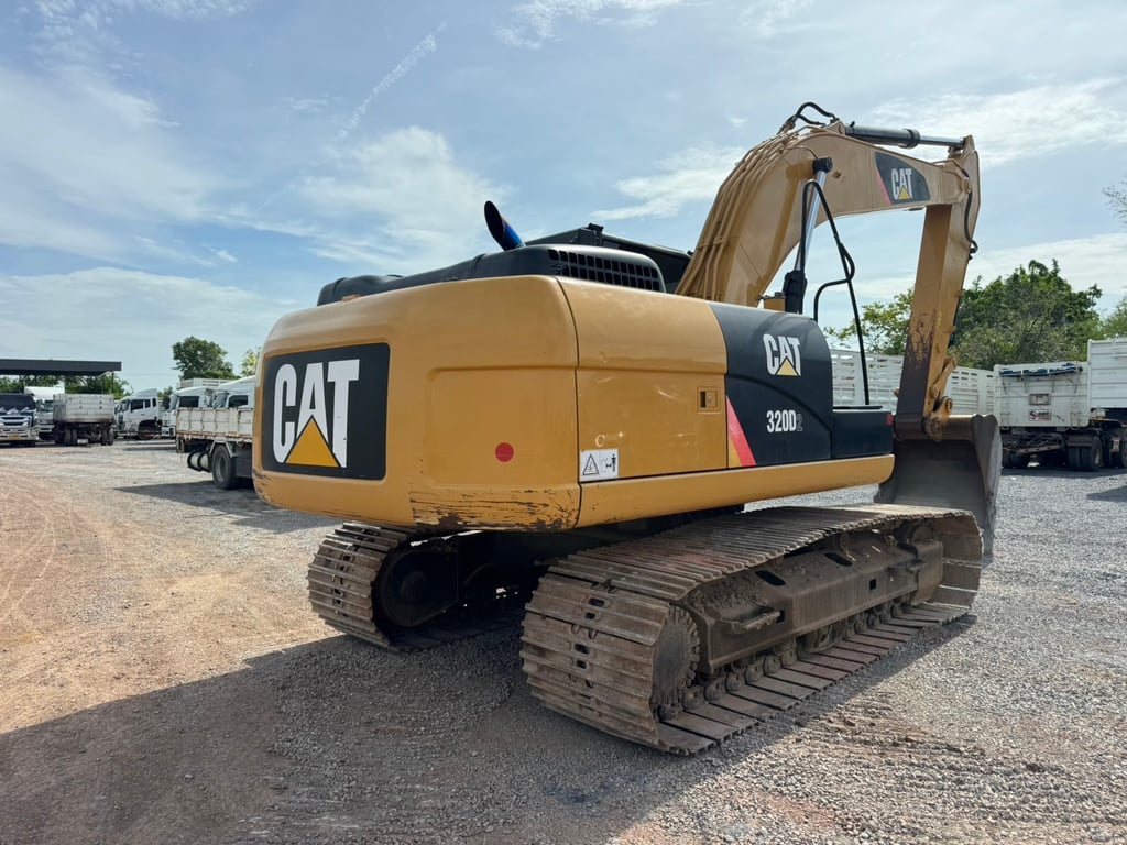 CAT 320D cat made in japan ปี 2563 #รถแม็คโคร #LEK 694 CAT 320D cat made in japan ปี 2563 #รถแม็คโคร #LEK 694