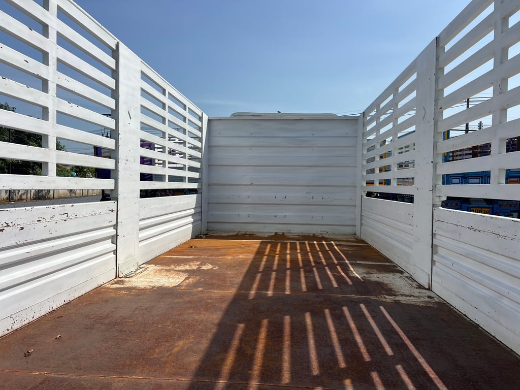 ISUZU FRR 210HP ปี66 ไมล์ 131,412  KM. #กระบะเหล็ก SKT ยาว 6.00 ม. สูง1.90 ม.#LEK 903