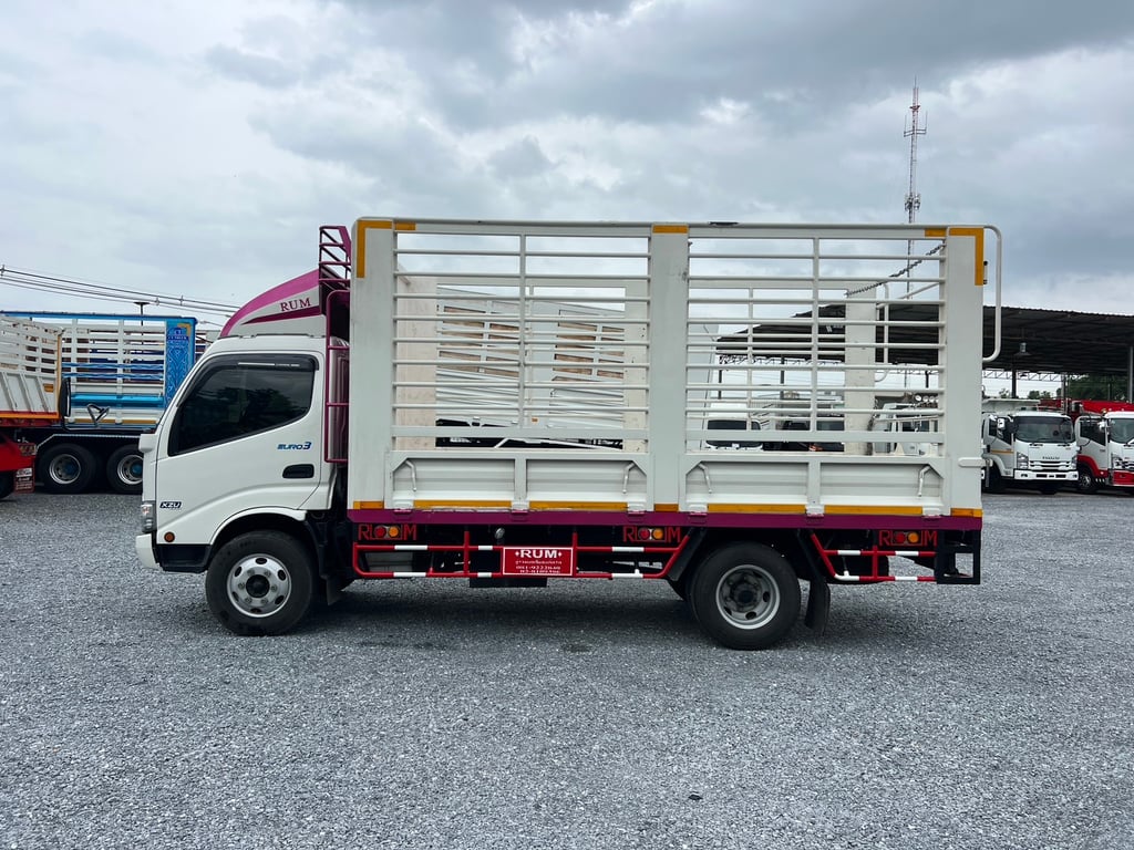 XZU650R  150HP ปี 66 ไมล์ 113,600 km.# 6 ล้อคอกเหล็ก สูง 2.10 ม. ยาว 4.30 ม. #LEK 924