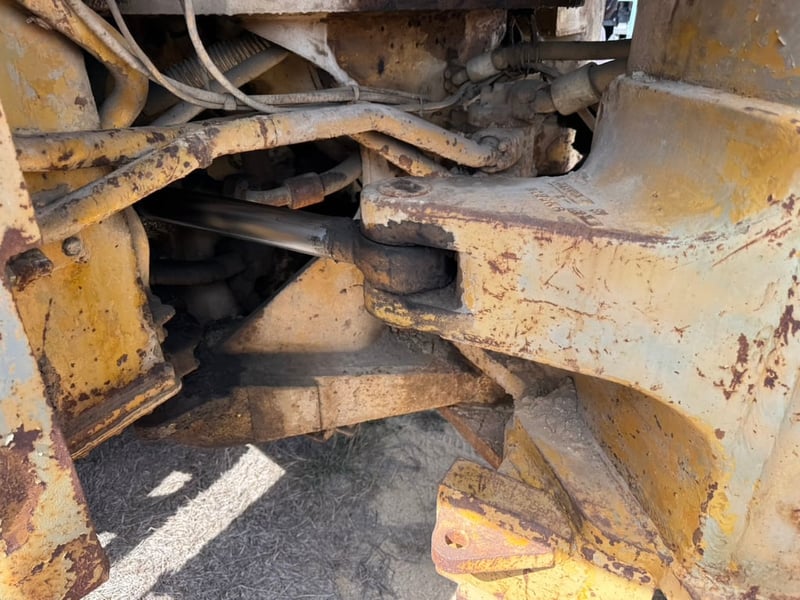 CATERPILLAR 825 B (32ตัน) #รถบด4ล้อหนาม