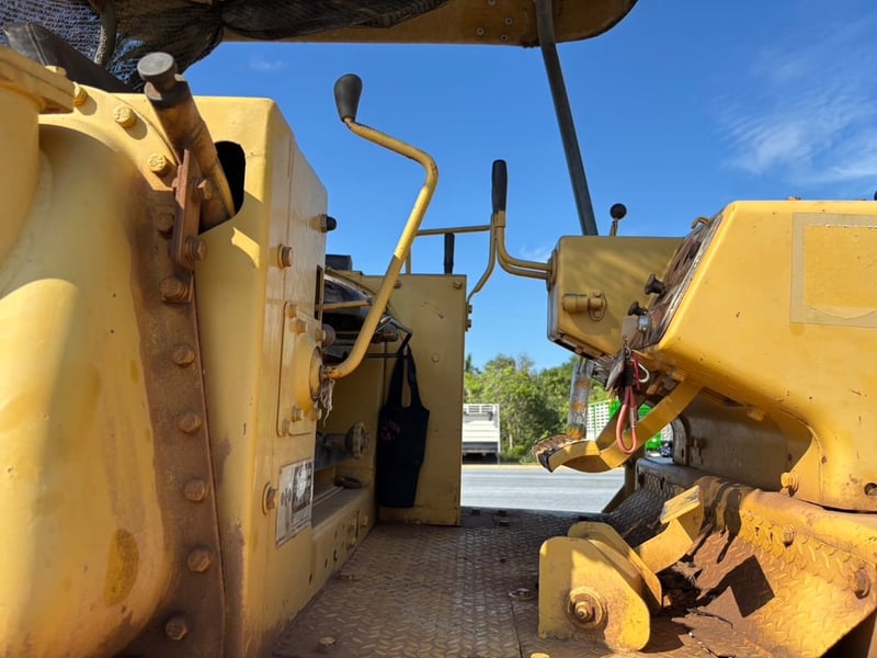 รถแทรกเตอร์ KOMATSU D65P-8 ตีนเป็ด #Lek1298 รถแทรกเตอร์ KOMATSU D65P-8 ตีนเป็ด #Lek1298