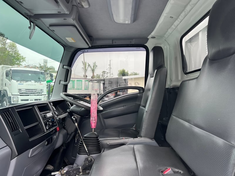 ISUZU  NMR 130แรงม้า ปี65  ไมล์ 65,500 KM. #กระบะดั้มยาว 3.10 ม.  #LEK1134