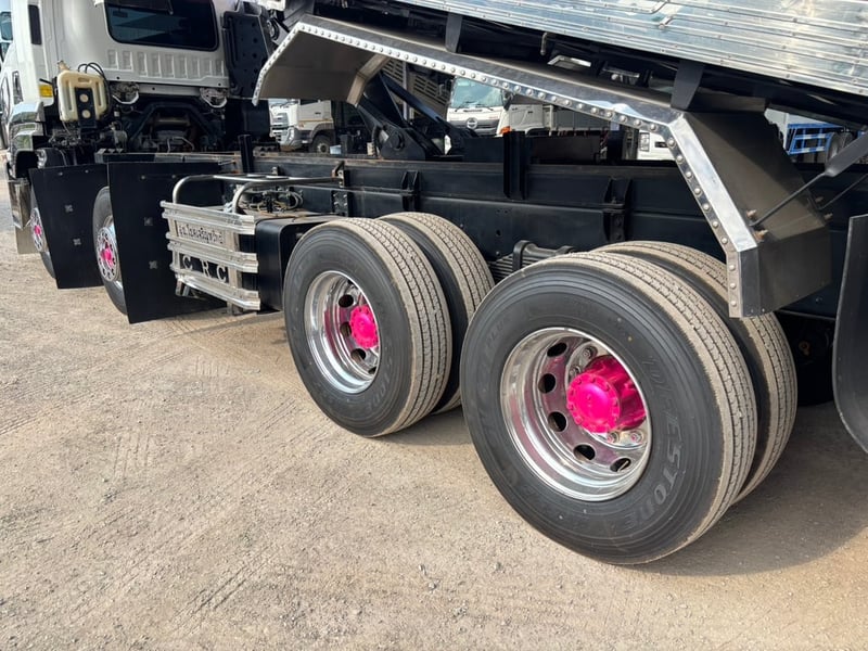 ISUZU FYH 12ล้อแท้ ปี 66 ไมล์ 238,000 km. 