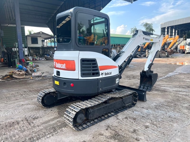 Bobcat E35 ชุดจดจำหน่าย ปี 2561 ทำงาน 681 ชม. #รถแมคโคร 3 ตัน #LEK1029 Bobcat E35 ชุดจดจำหน่าย ปี 2561 ทำงาน 681 ชม. #รถแมคโคร 3 ตัน #LEK1029