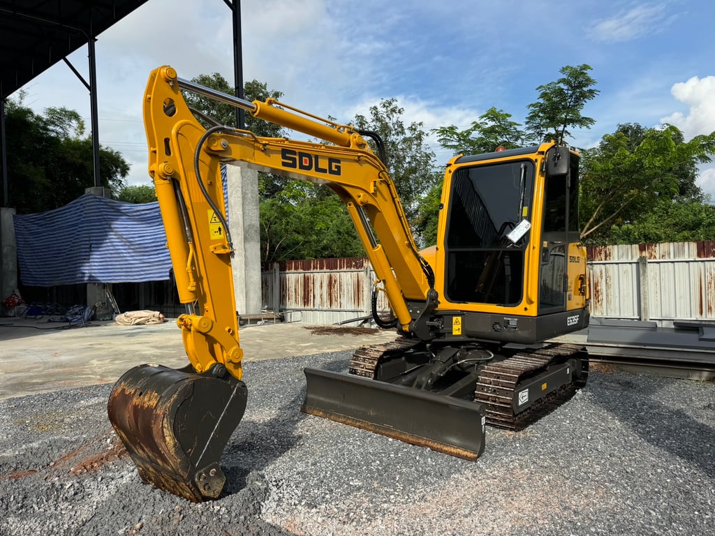 SDLG 635F ปี 66 #แม็คโครเล็ก 3.5 ตัน #LEK1031 SDLG 635F ปี 66 #แม็คโครเล็ก 3.5 ตัน #LEK1031