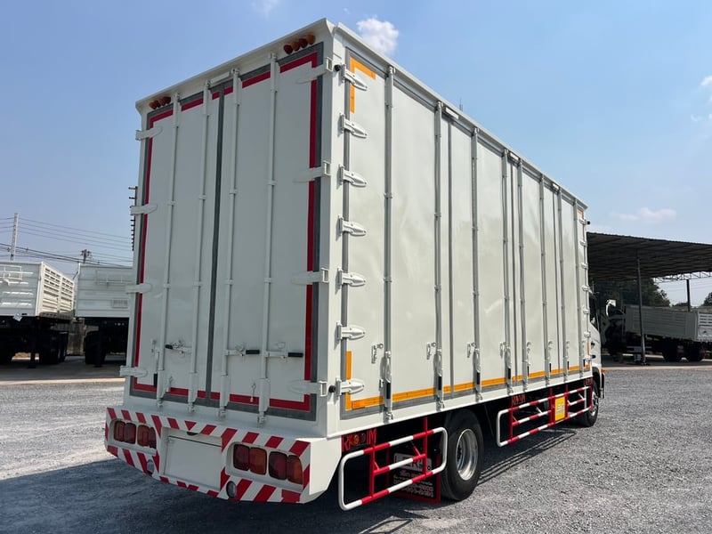 HINO FC9J 175 HP ปี 65 ไมล์ 26,567 KM. #ตู้ 10 บานเปิดรอบ ยาว 6.60 เมตร #LEK1073
