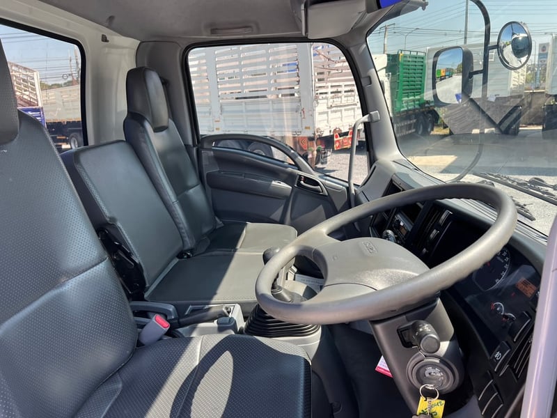 ISUZU FRR 210 HP ปี 67 ไมล์ 21,000 กม. #6ล้อดั้มเครน #LEK1136 ISUZU FRR 210 HP ปี 67 ไมล์ 21,000 กม. #6ล้อดั้มเครน #LEK1136