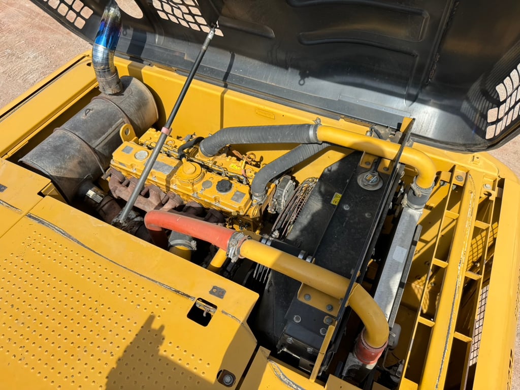 CAT 320D cat made in japan ปี 2563 #รถแม็คโคร #LEK 694 CAT 320D cat made in japan ปี 2563 #รถแม็คโคร #LEK 694