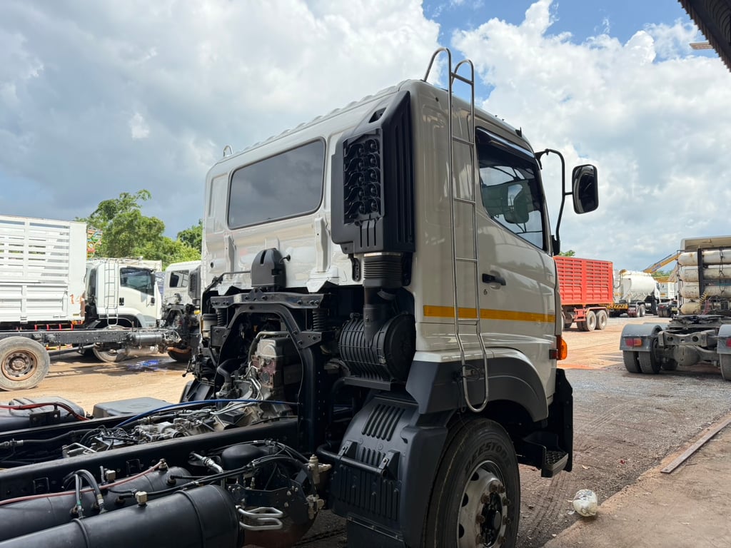 HINO FM1A ปี65 ไมล์ 46,000 กม. #หัวแชสซี 10ล้อ ชุดจด #LEK752 HINO FM1A ปี65 ไมล์ 46,000 กม. #หัวแชสซี 10ล้อ ชุดจด #LEK752