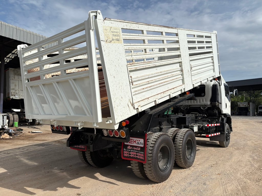 ISUZU FVZ 240 แรงม้า 2เพลา ปี 66 ไมล์น้อย 45,800 km. #กระบะดั้ม สามมิตร smm #LEK 793 ISUZU FVZ 240 แรงม้า 2เพลา ปี 66 ไมล์น้อย 45,800 km. #กระบะดั้ม สามมิตร smm #LEK 793