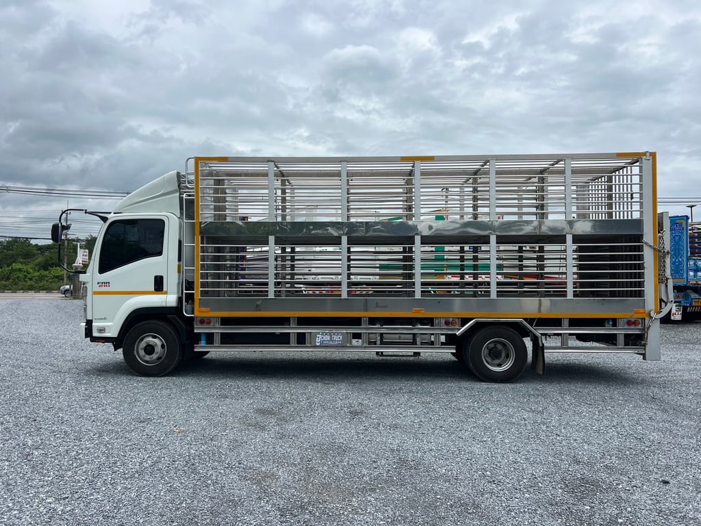 ISUZU FRR 210HP ปี 66 ไมล์แท้ 9,400 km.  #รถหมู 2 ชั้น สแตนเลส  #LEK876  ISUZU FRR 210HP ปี 66 ไมล์แท้ 9,400 km.  #รถหมู 2 ชั้น สแตนเลส  #LEK876