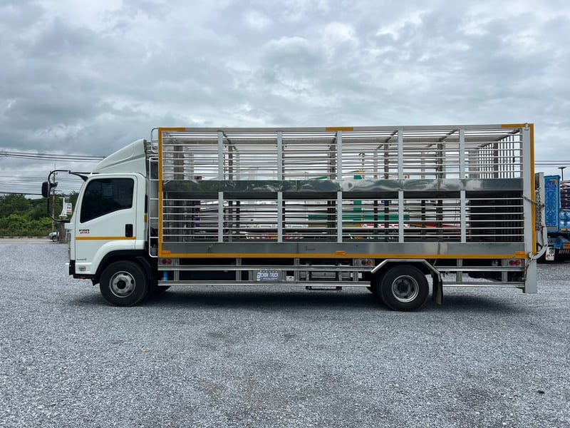 ISUZU FRR 210HP ปี 66 ไมล์แท้ 9,400 km.  #รถหมู 2 ชั้น สแตนเลส  #LEK876 