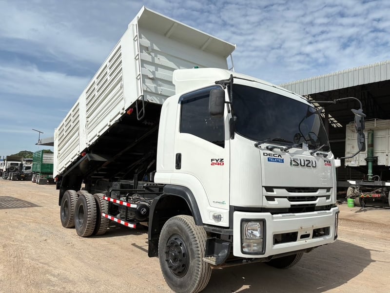 ISUZU FVZ 240 แรงม้า 2เพลา ปี 66 ไมล์น้อย 45,800 km. #กระบะดั้ม สามมิตร smm #LEK 793